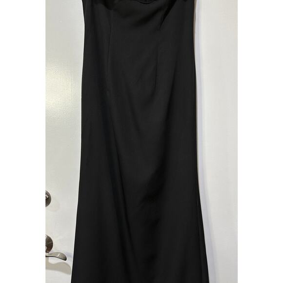 Ieena 4 Mac Duggal Off the Shoulder Ruffle Detail Column Gown Black 4 NWT 49643 - Picture 7 of 15